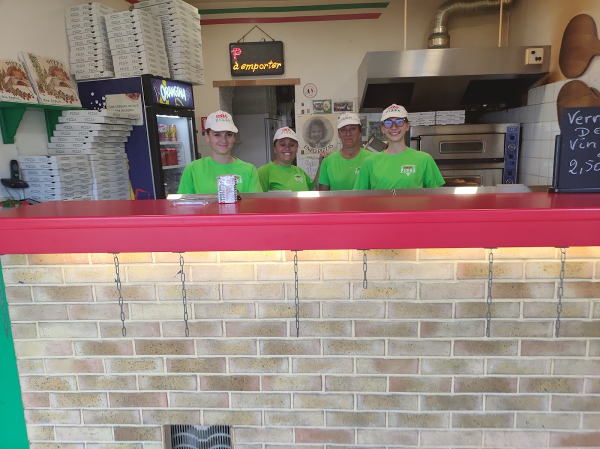 Enzo Pizzas
